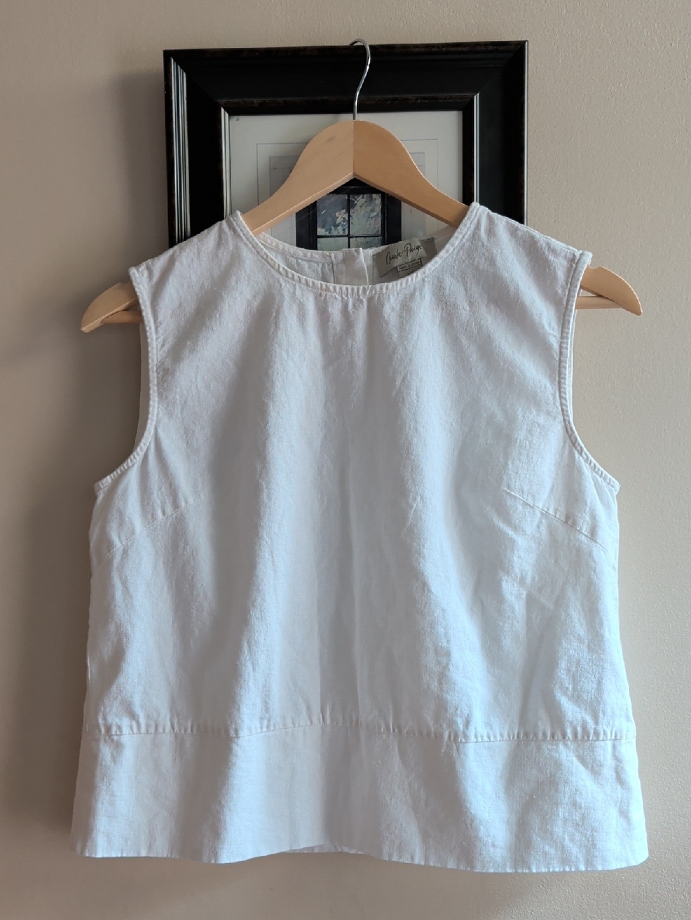 Charlie Paige White Sleeveless Linen Blend Shell Top